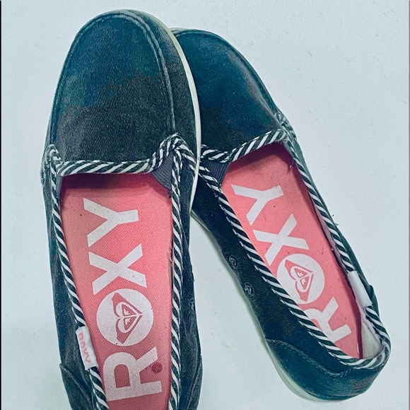 Roxy Minnow Blue Denim Slip On Shoes 6.5 - Picture 7 of 11